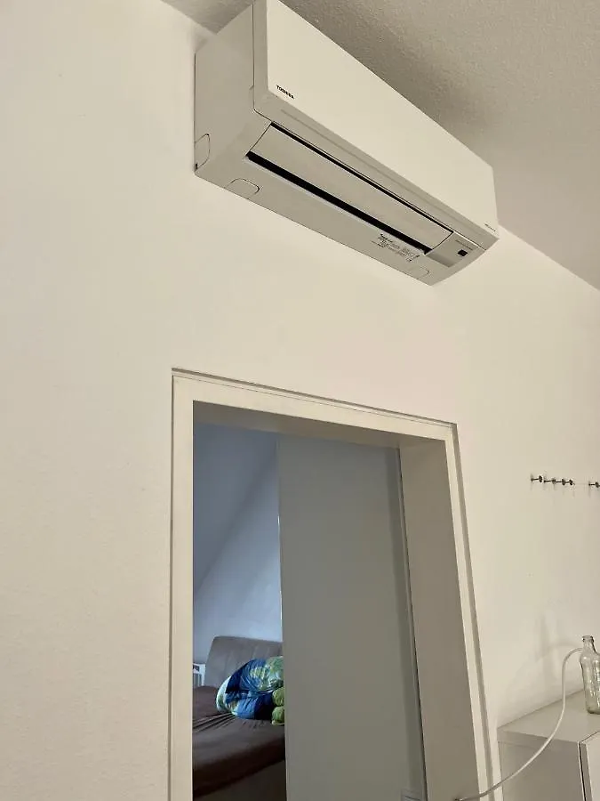 Apartament Dachgeschosswohnung Mit Kostenlosem Parkplatz Und Internet! Wiedeń